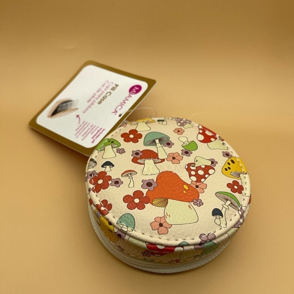 UO x Miamica Mushroom Print Daily Pill Case, NWT For Bundles Only - Picture 4 of 6
